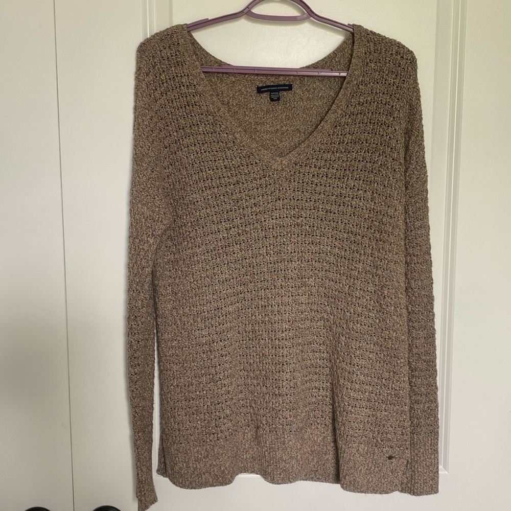 American Eagle Knit V Neck Sweater‎ Small